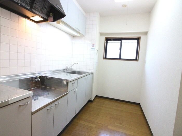 ﾀｶｰﾗ･ﾊｰｳﾞｪｽﾄ弐番館の物件内観写真