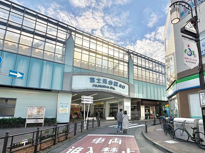 桜コ－ポの物件外観写真