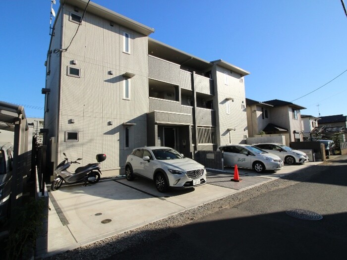 セジュールウィンの物件外観写真