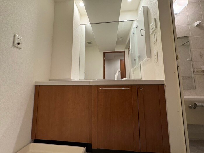 エクメ－ネ日本橋302号室の物件内観写真