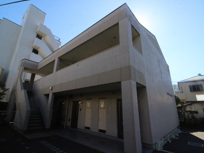 メゾン・トランタンヌーフの物件外観写真