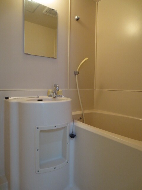 あずまコ－ポの物件内観写真