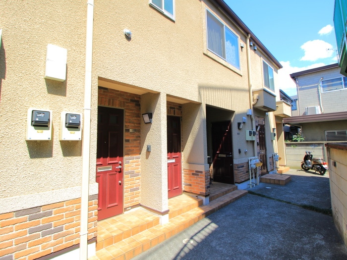 ジュビレの物件外観写真