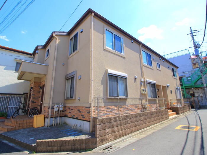 ジュビレの物件外観写真