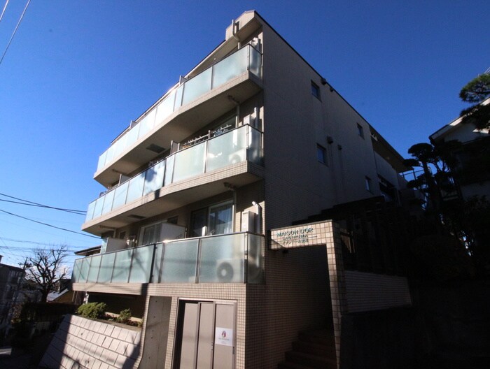 メゾンドール鷺沼の物件外観写真