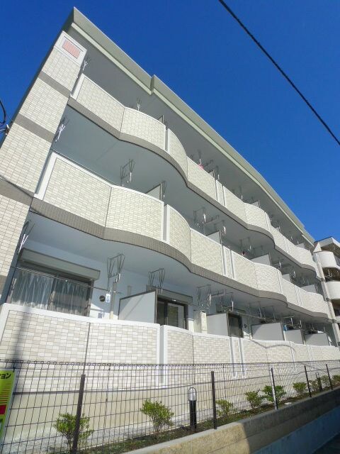 パスコ－レの物件外観写真