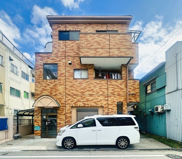 メゾンＦの物件外観写真