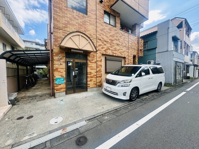 メゾンＦの物件外観写真