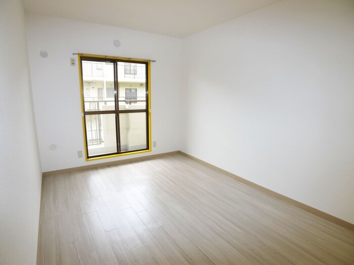 SUNNCITY HIKOTA  B-3の物件内観写真