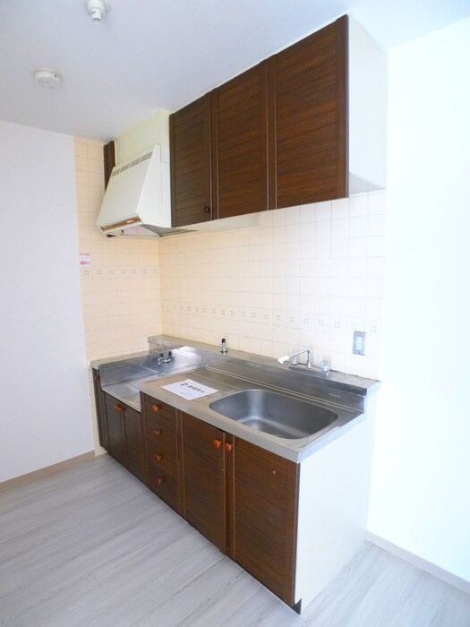 SUNNCITY HIKOTA  B-3の物件内観写真