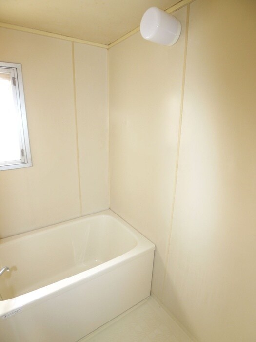 SUNNCITY HIKOTA  B-3の物件内観写真