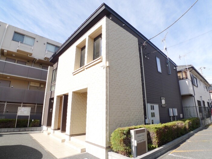 オークランド　フィオーレの物件外観写真