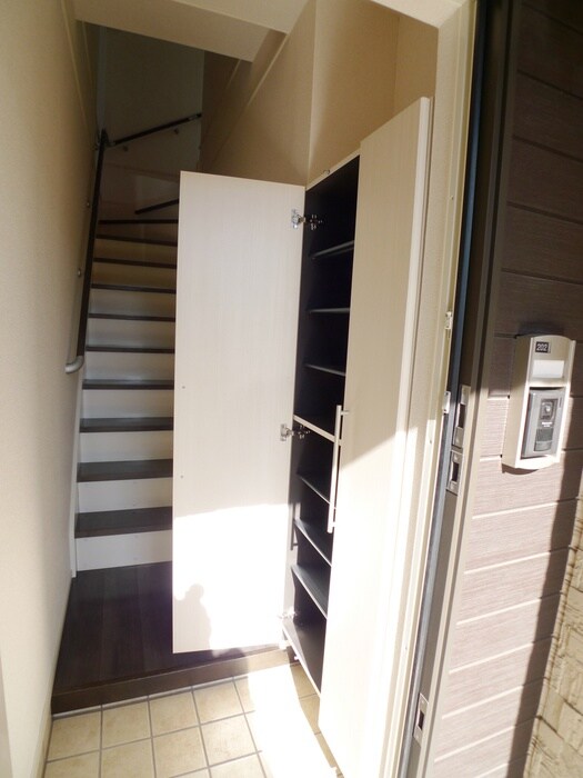 オークランド　フィオーレの物件内観写真