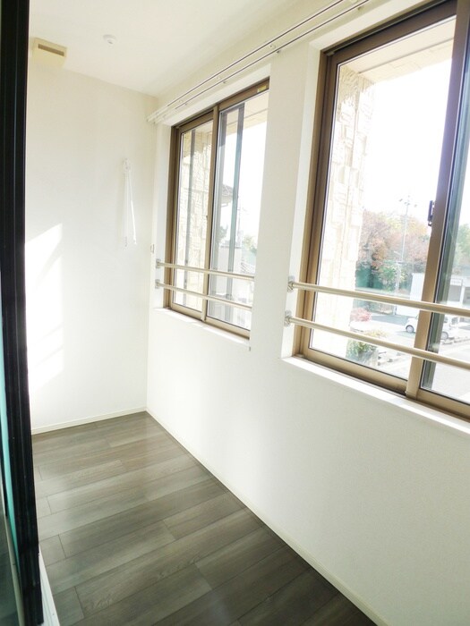 オークランド　フィオーレの物件内観写真