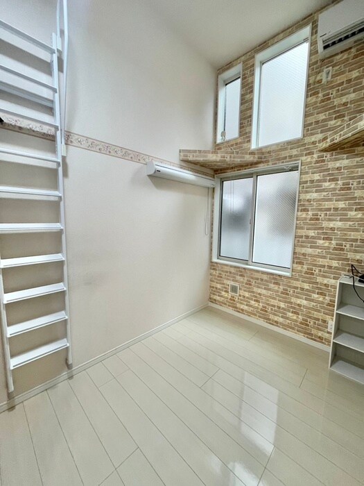 ユナイト浅田エリーナリグビーの物件内観写真