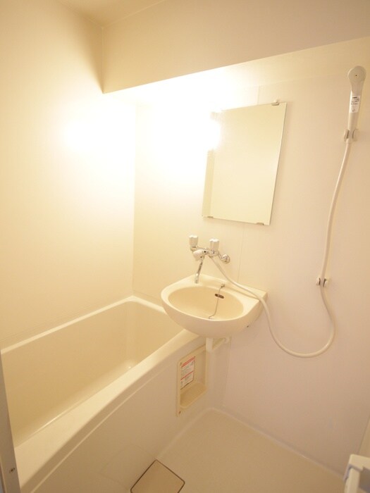 ラ・フロレスタ壱番館の物件内観写真