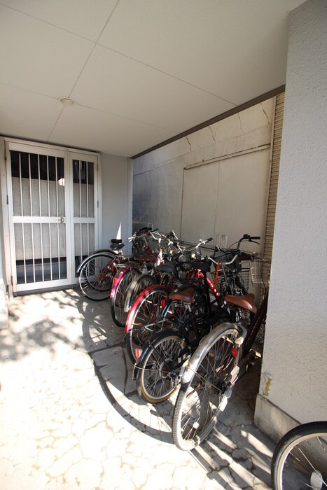 ラ・フロレスタ壱番館の物件外観写真