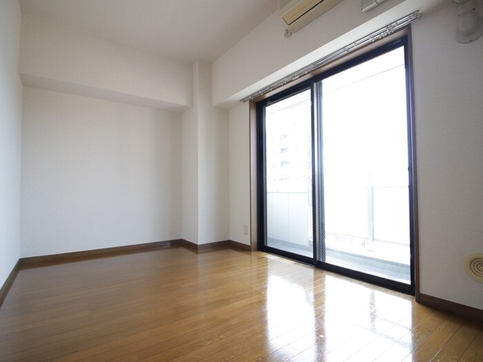 ラ・フロレスタ壱番館の物件内観写真