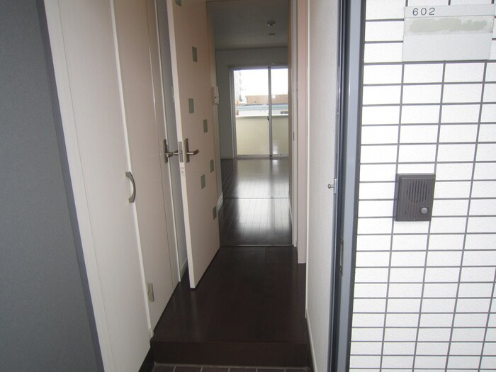 アンブラッセ新検見川の物件内観写真