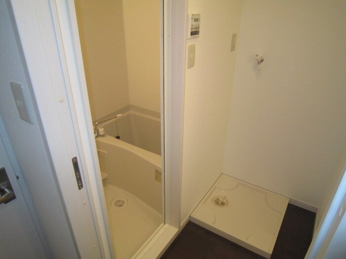 アンブラッセ新検見川の物件内観写真