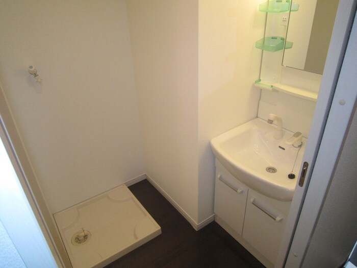 アンブラッセ新検見川の物件内観写真