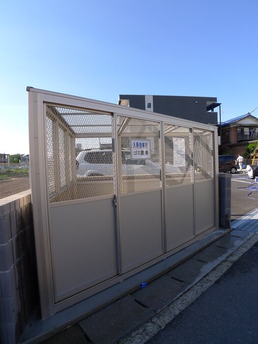 リブリ・フォーエバーの物件外観写真