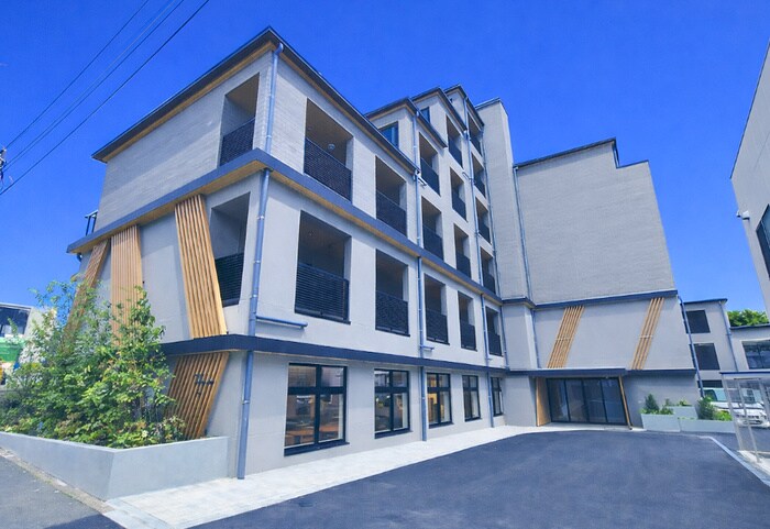 キャンパスヴィレッジ生田の物件外観写真