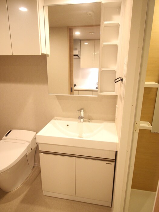 プラウドフラット渋谷富ヶ谷の物件内観写真