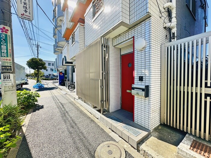 第8新井ビルの物件外観写真