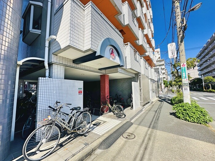 第8新井ビルの物件外観写真