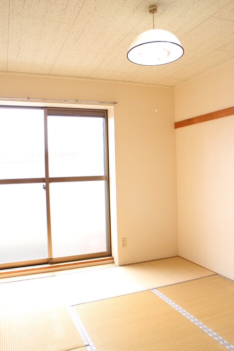 サンライズ百合丘の物件内観写真