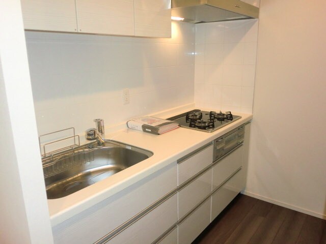 メゾンカルム本郷の物件内観写真