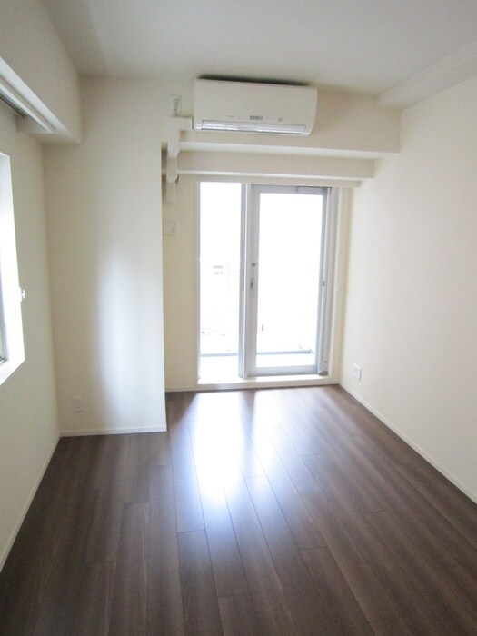 メゾンカルム本郷の物件内観写真