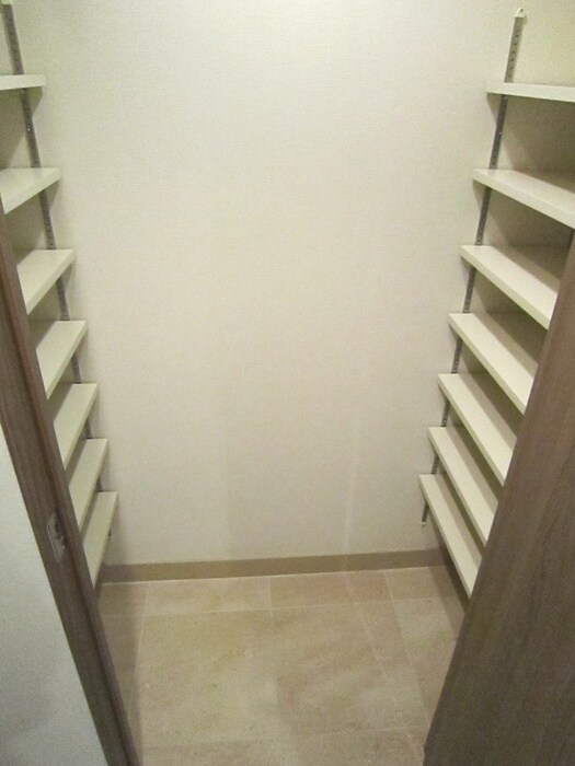 メゾンカルム本郷の物件内観写真