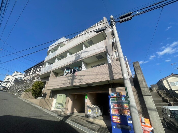 ジョイフル座間の物件外観写真