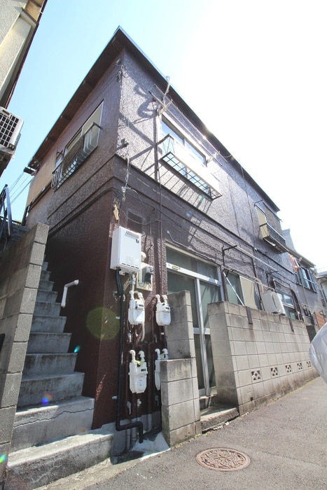 岩田荘の物件外観写真