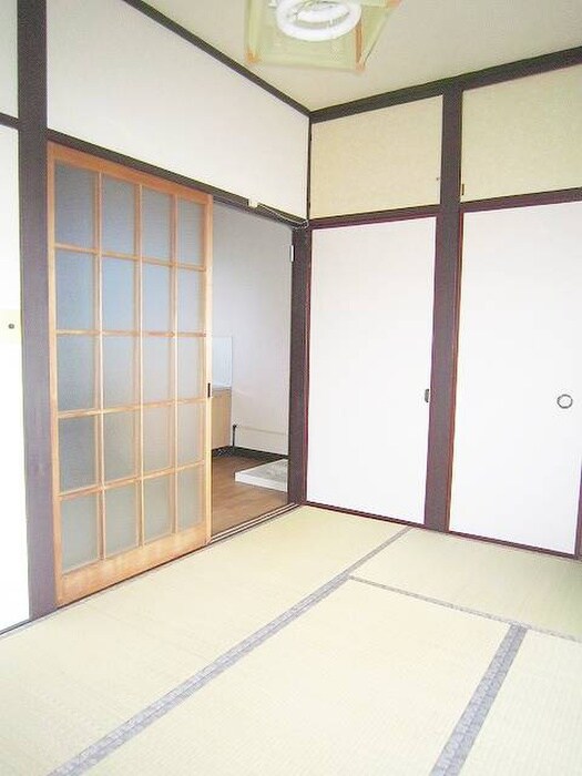 岩田荘の物件内観写真