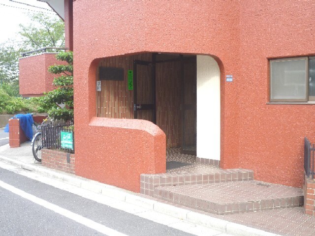 リバーサイド新高島平の物件外観写真