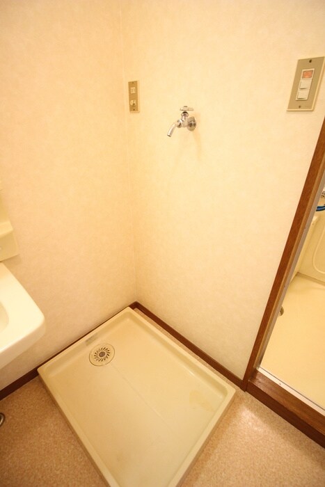 リバーサイド新高島平の物件内観写真