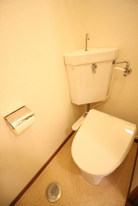 リバーサイド新高島平の物件内観写真