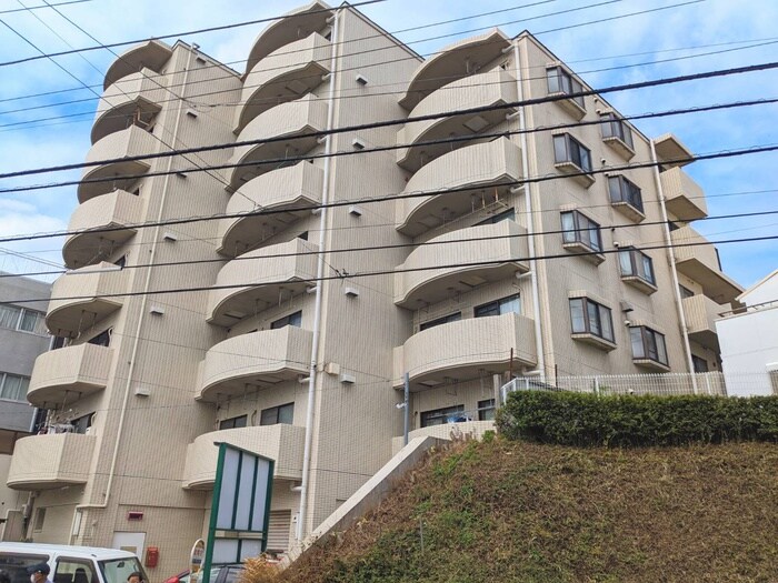 篠原グリ－ンハイツの物件外観写真