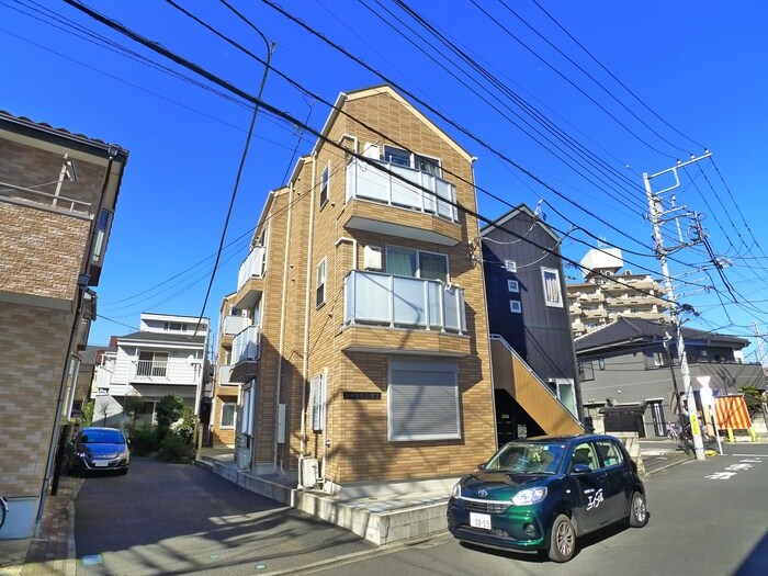 シャンテ小菅Ⅱの物件外観写真