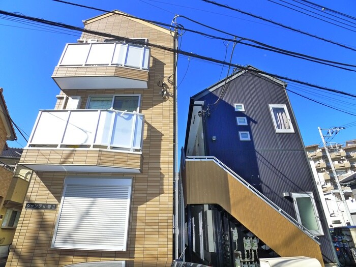 シャンテ小菅Ⅱの物件外観写真