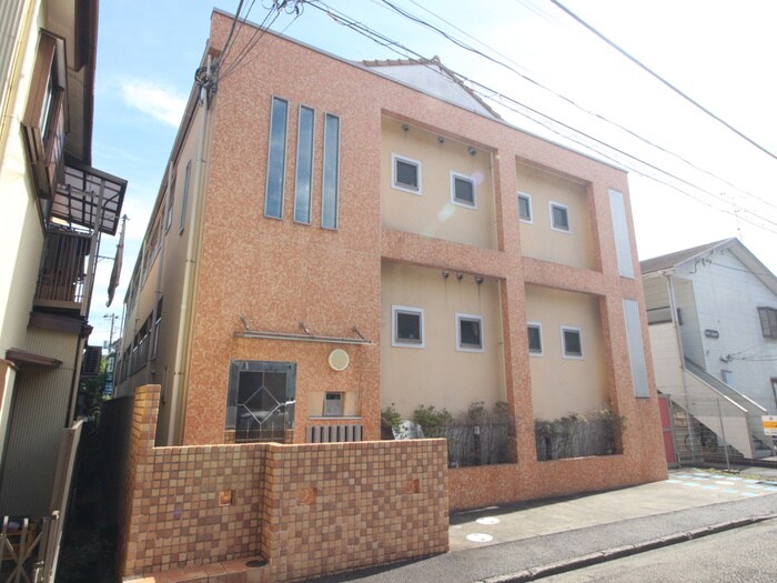 メゾン・ボナールの物件外観写真