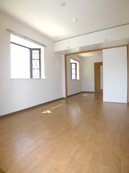 須賀第３ハイツの物件内観写真