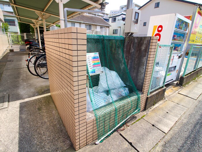 新百合ヒルズの物件外観写真