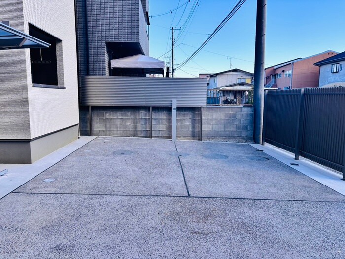 ELegante Srenoの物件外観写真