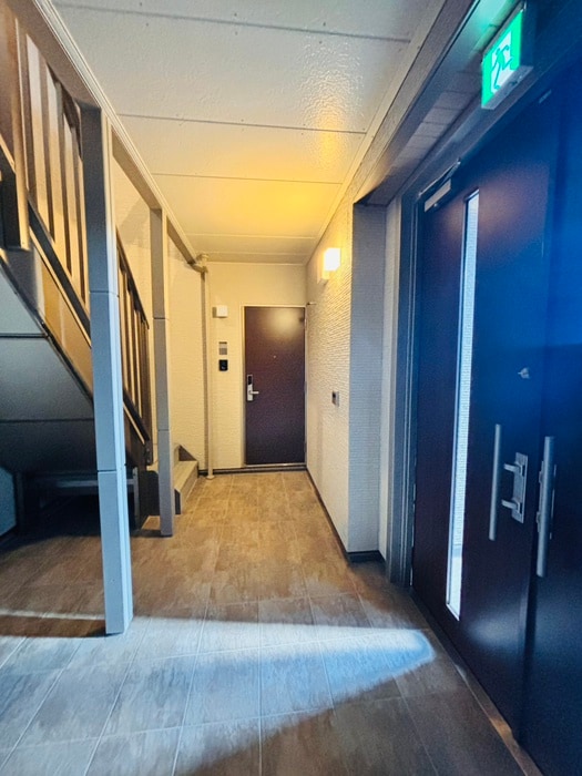 ELegante Srenoの物件外観写真