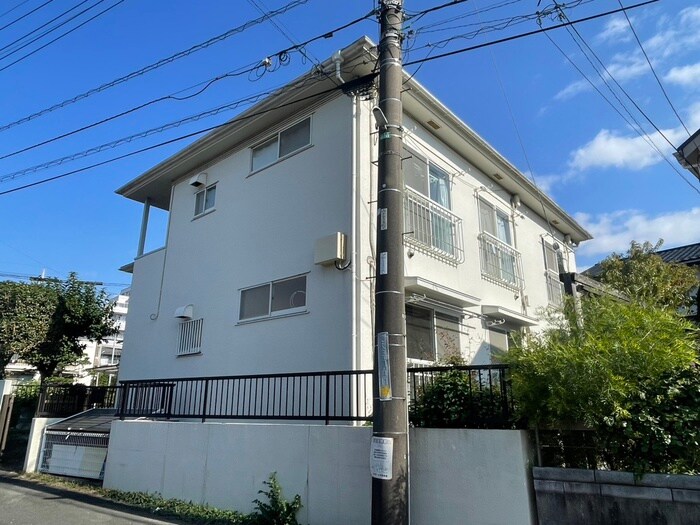 ホワイトコ－トの物件外観写真