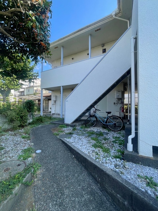 ホワイトコ－トの物件外観写真